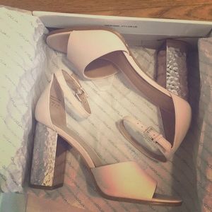 Aldo Nilia heels in pink size 6.5
